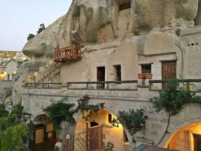 Antique Terrace Suites