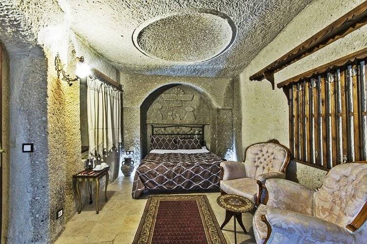 Antique Terrace Suites