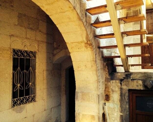 Bedrock Cave Hotel (Adults Only 18+)
