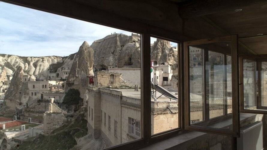 Bedrock Cave Hotel (Adults Only 18+)