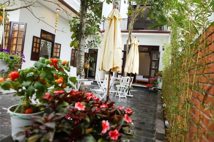 Blue Lake Homestay