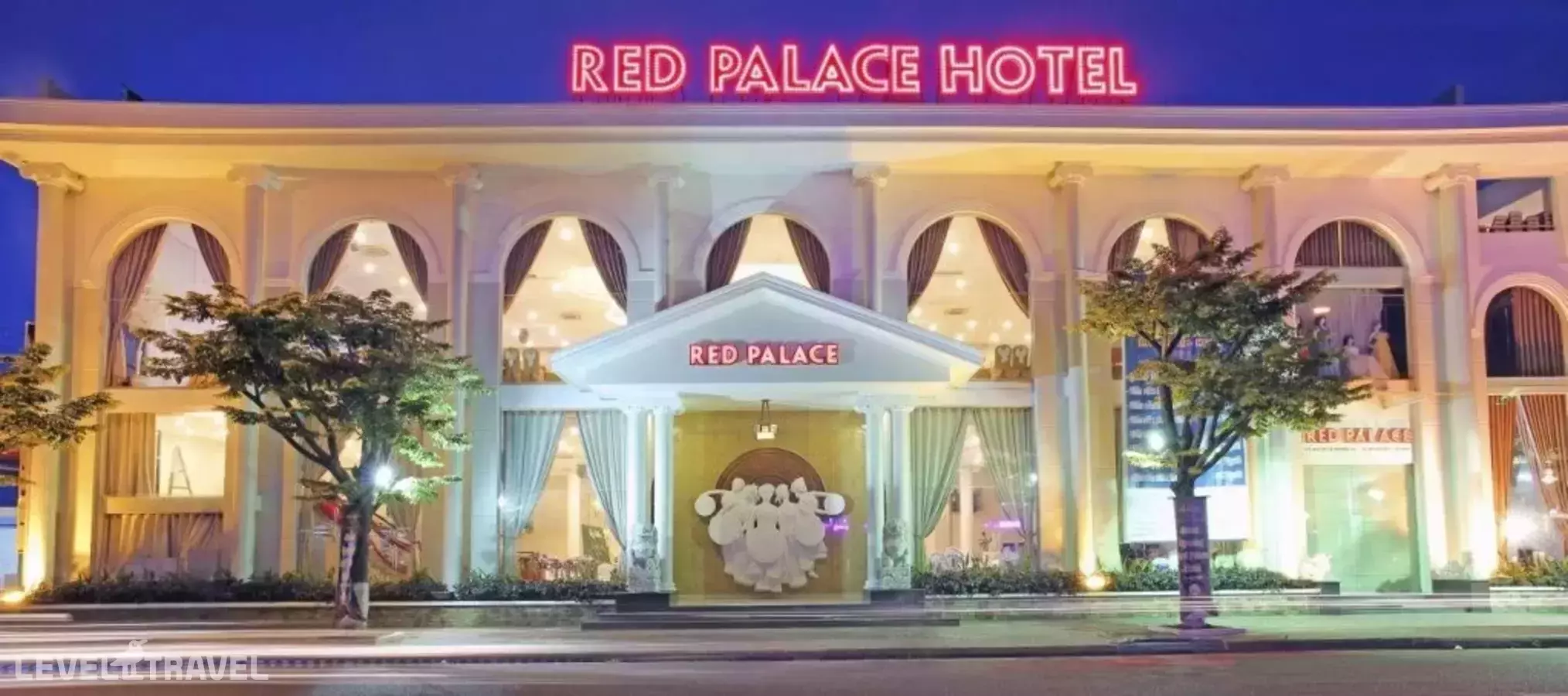 Red Palace Hotel