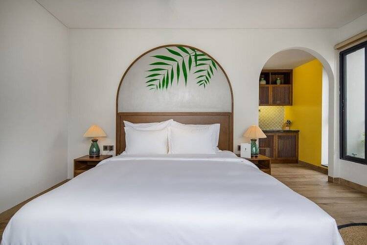 Seahorse Office and Hotel