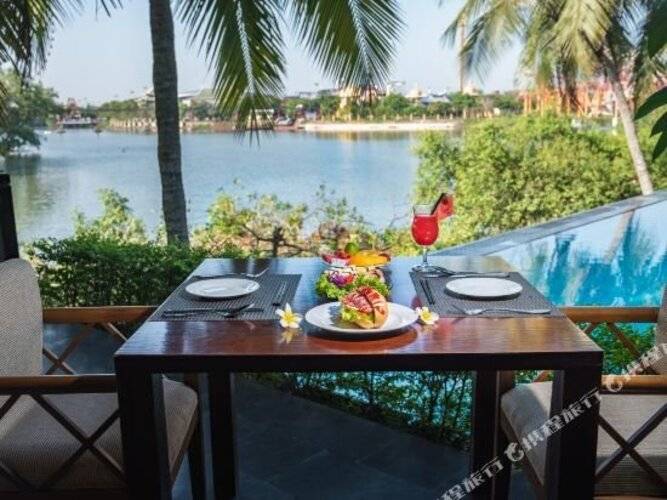 The Blossom Resort Island