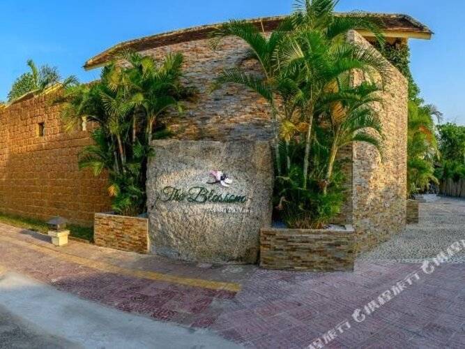 The Blossom Resort Island