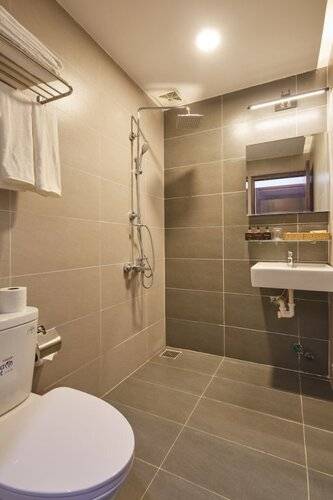 The Garden Riverside Hotel