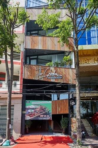 The Garden Riverside Hotel