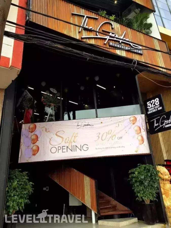 The Garden Riverside Hotel