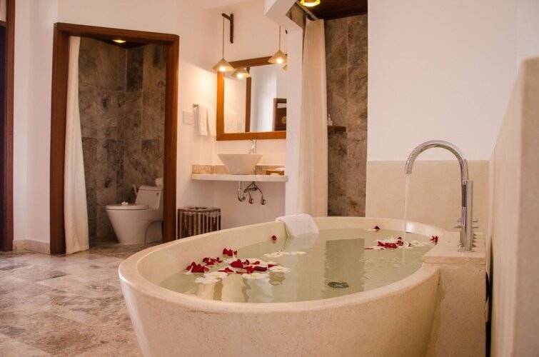Hoi An Ancient House Village Resort and Spa
