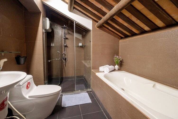 Calm House Hotel Hoi An