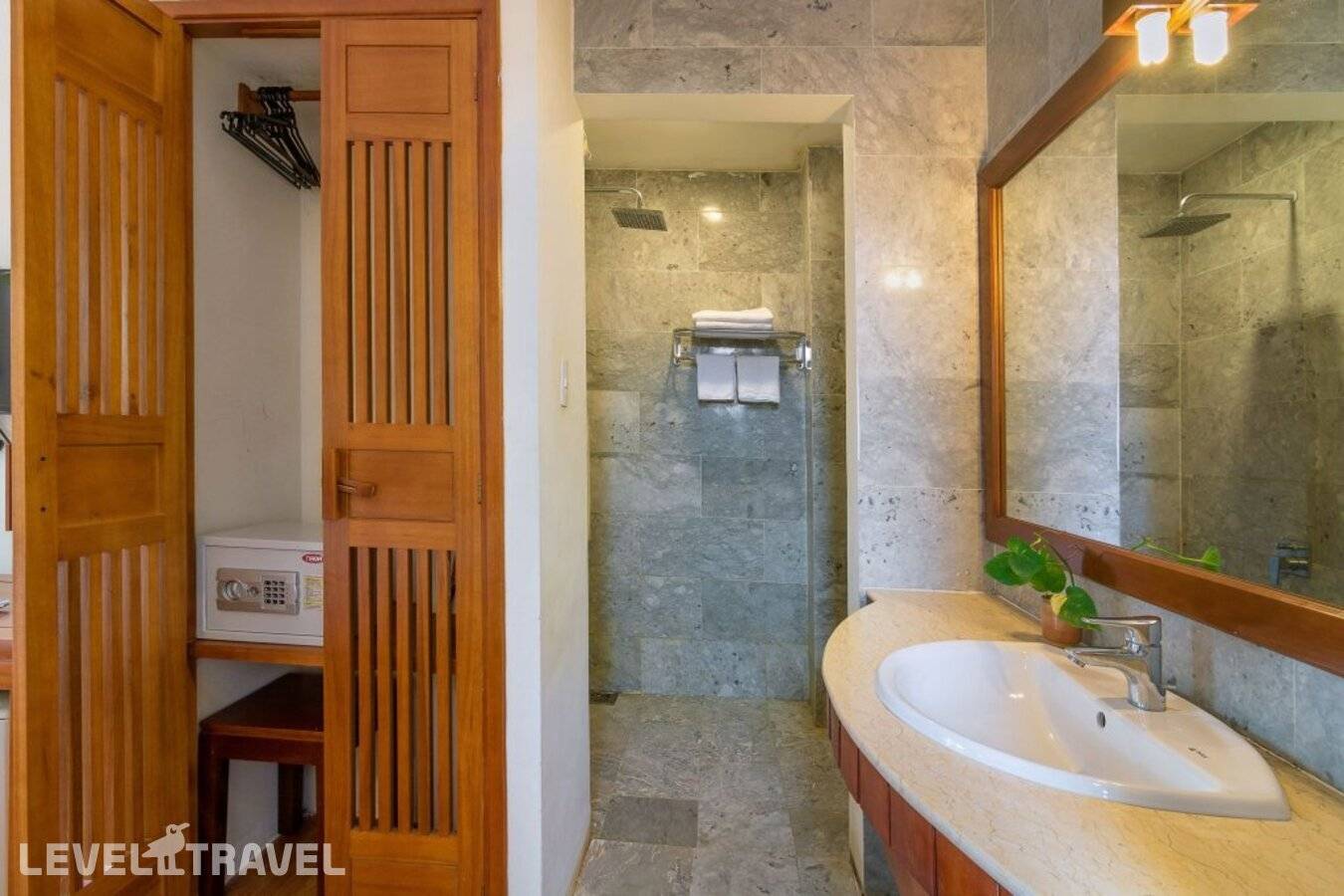 Изображение отеля 12