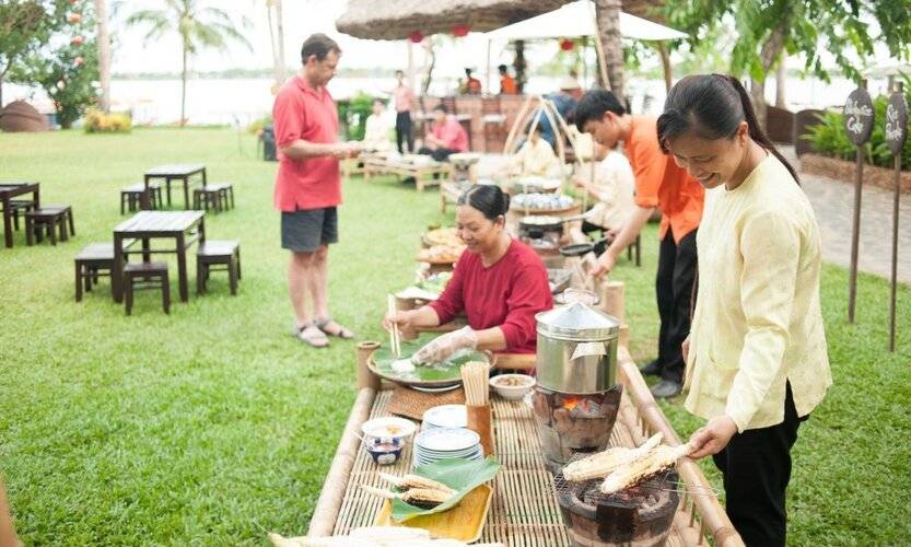 Vinh Hung Riverside Resort & Spa