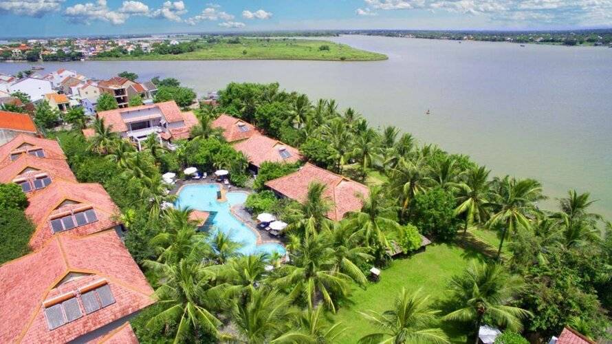 Vinh Hung Riverside Resort & Spa
