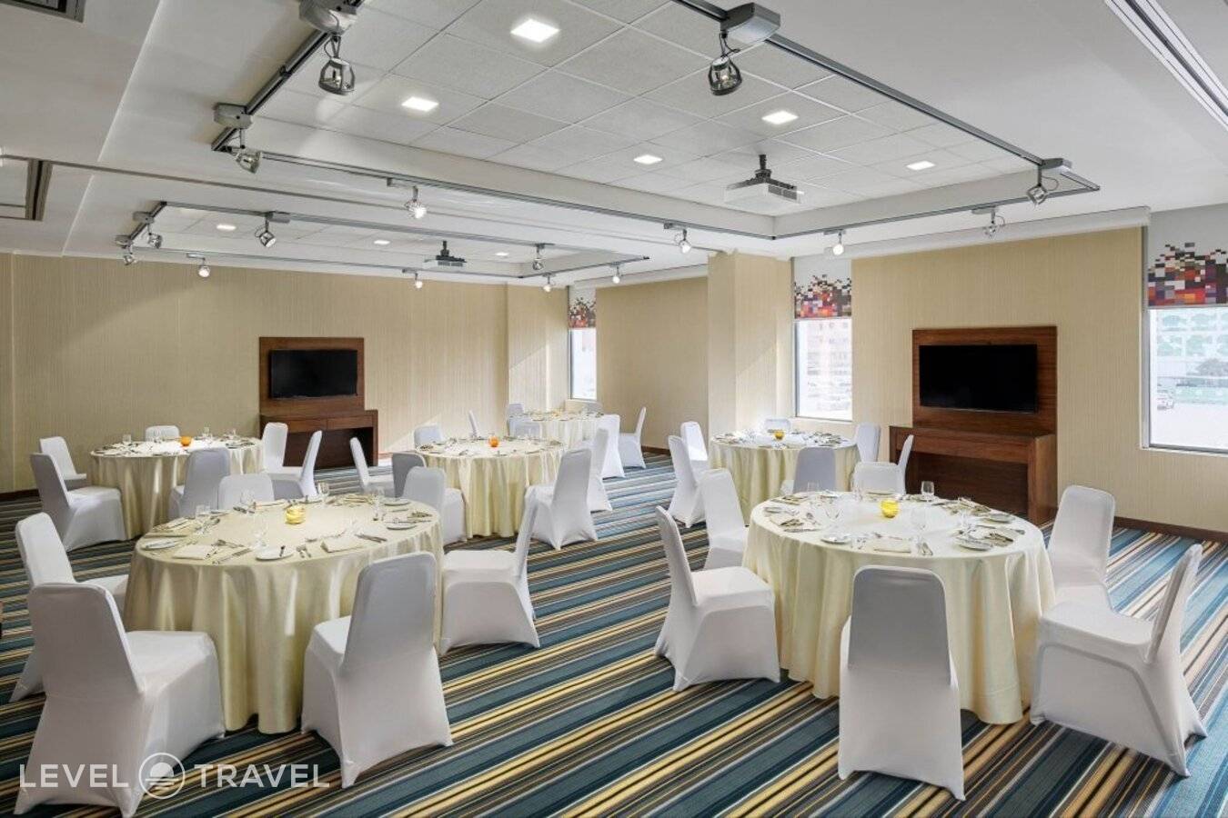 фотографии отеля Aloft Riyadh в Саудовская Аравия(Эр-Рияд) - фото №14