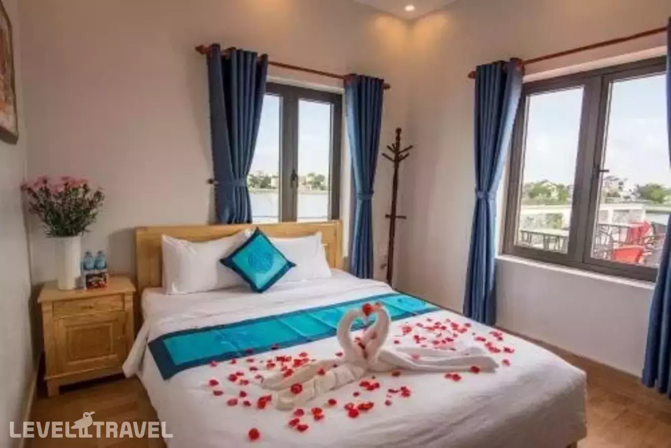 Minh An Riverside Villa