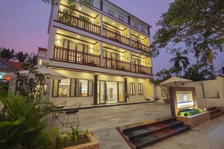Hoi An Emerald Riverside Villa