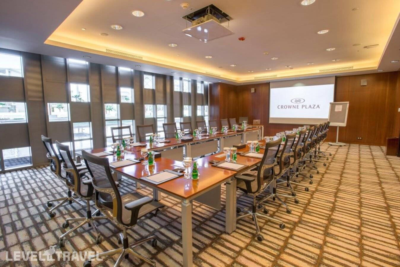 фотографии отеля Crowne Plaza Riyadh Rdc Hotel & Convention, An Ihg Hotel в Саудовская Аравия(Эр-Рияд) - фото №20