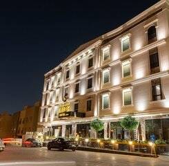 $item['hotel']['name']