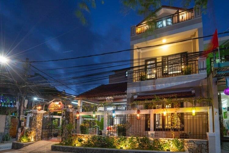 Old Lane Homestay