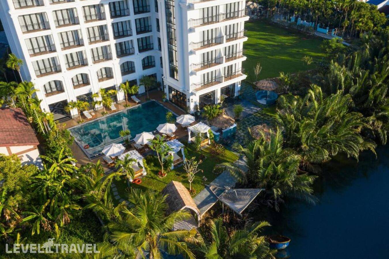 Shining Riverside Hoi An Boutique And Spa — фото 1