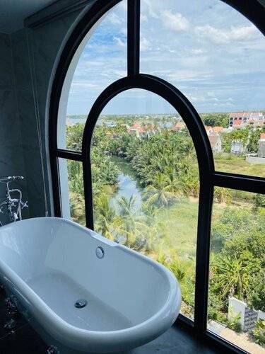 Shining Riverside Hoi An Boutique And Spa