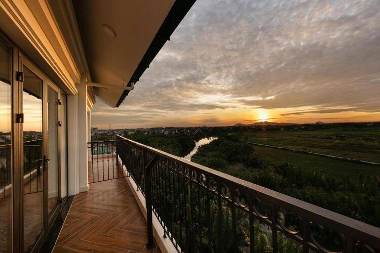 Shining Riverside Hoi An Boutique And Spa