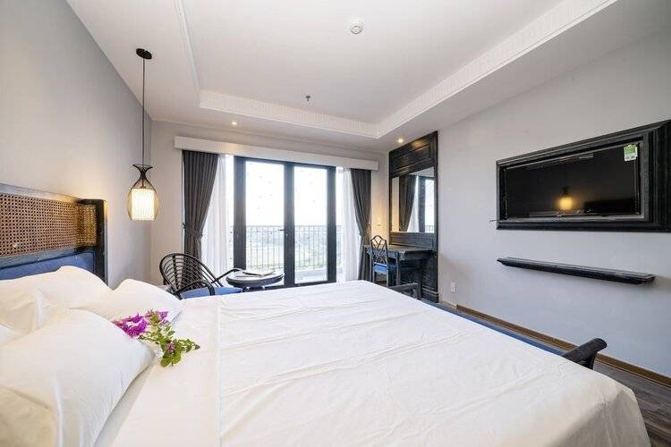Shining Riverside Hoi An Boutique And Spa