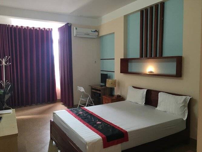 Sunrise Hotel (Adults Only 16+)