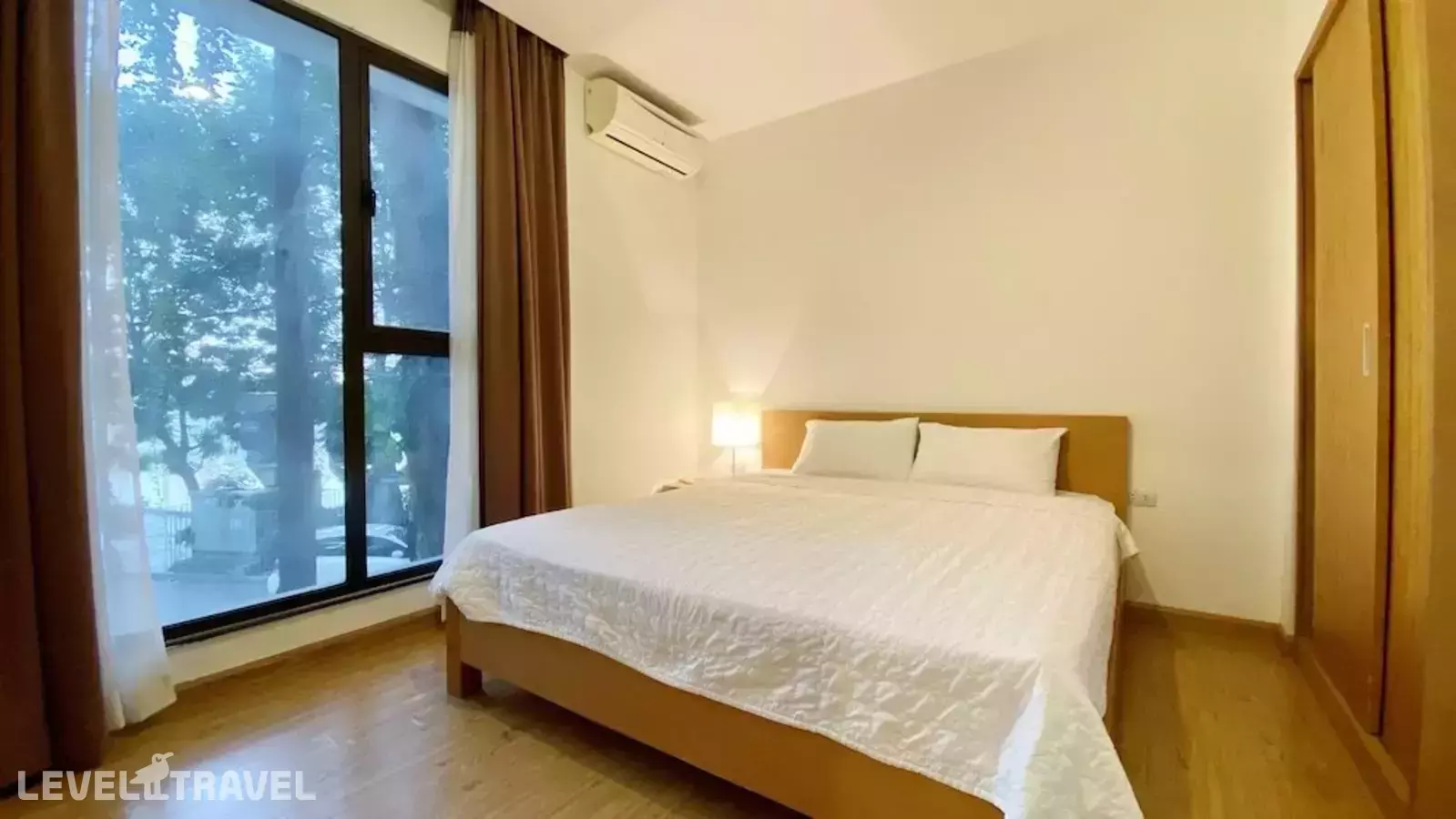 Apartment Pham Huy Thong