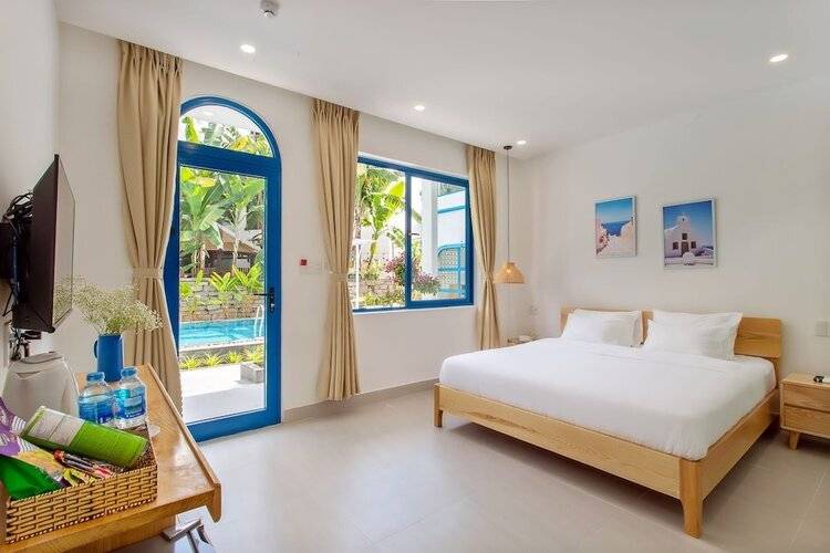Santorin Hoian Villa