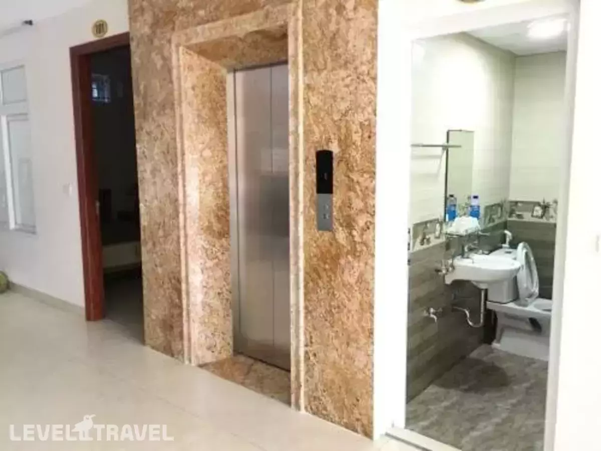 Hoang Anh Ha Dong Hotel (Adults Only 18+)