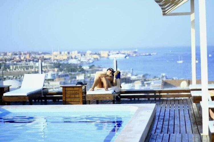 Apartment Charbel Hotel