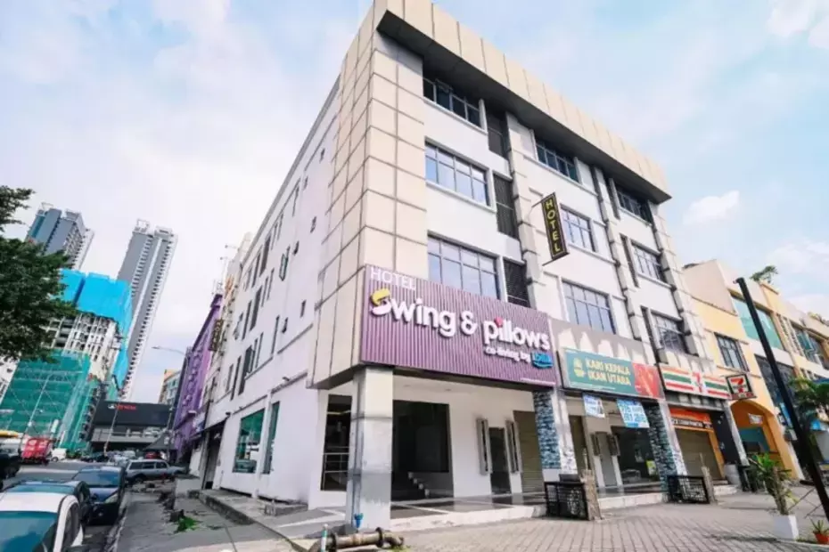Swing And Pillows — Kl Sg Besi (Ex. U Pac Hotel)