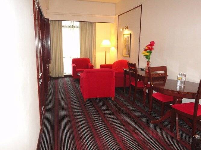 Luxy Service Suites At Times Square