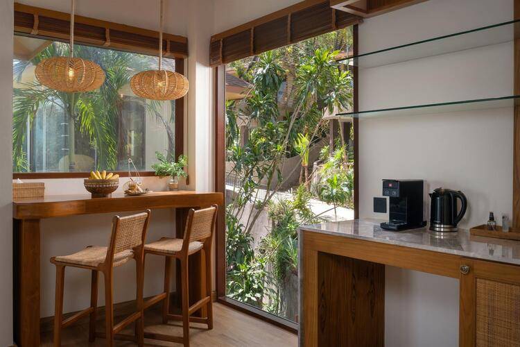 Sinae Phuket Luxury Hotel