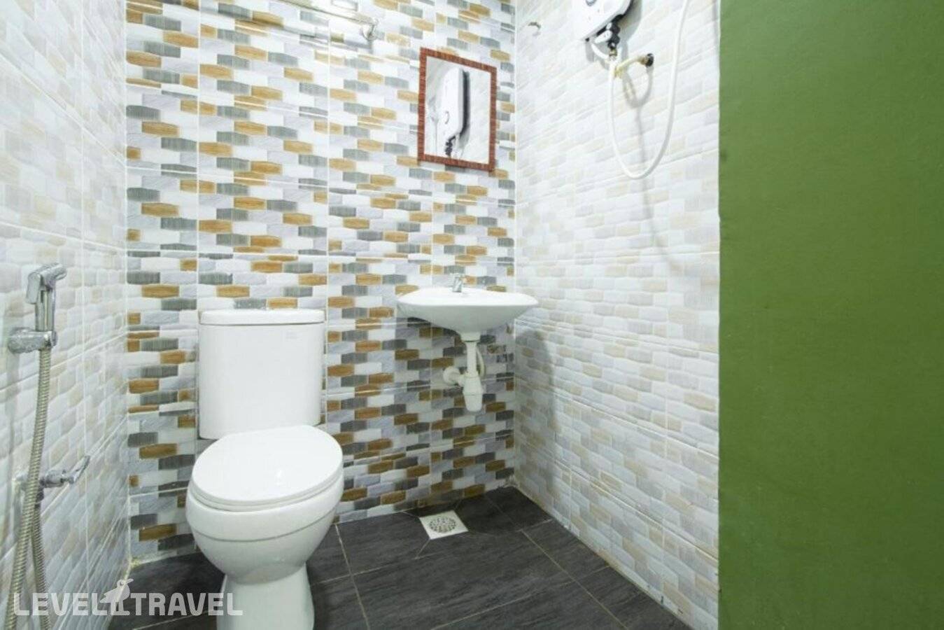 Изображение отеля 8