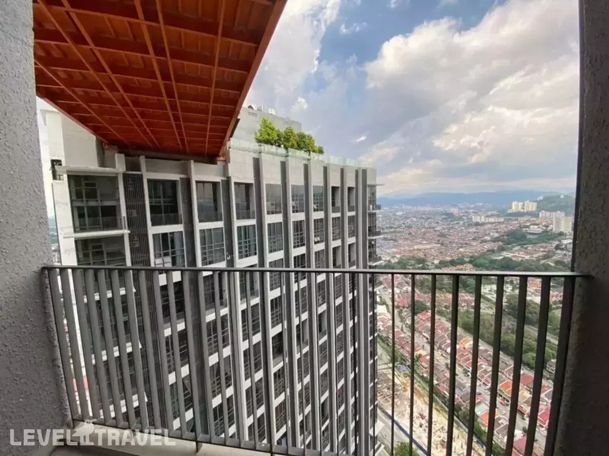 Ekocheras Residence Tower J