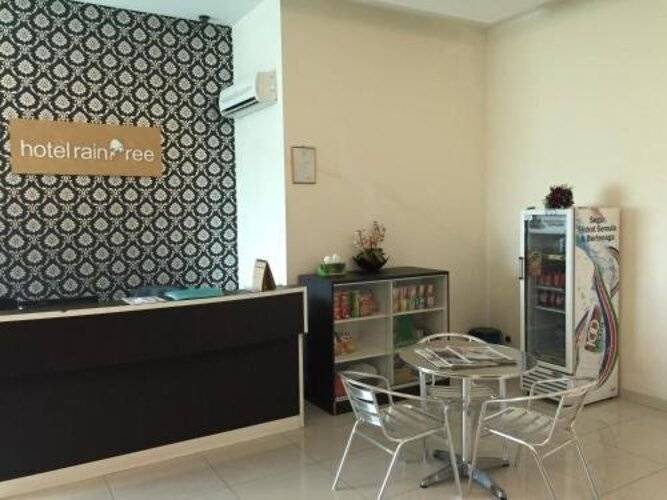 Raintree Hotel