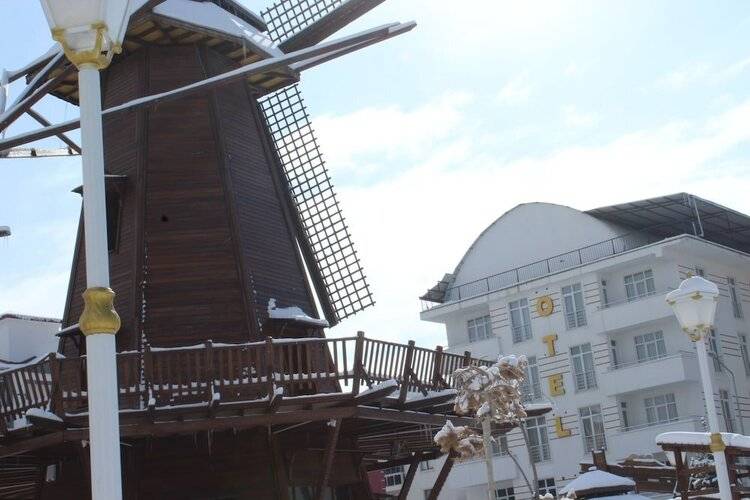 Borapark Hotel