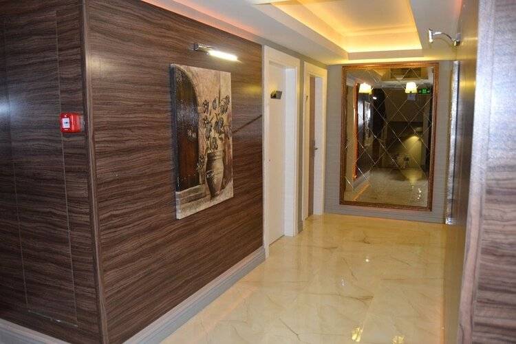 Hotel Zade