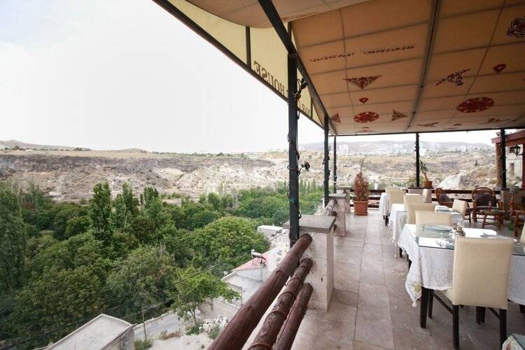 Nar Cave House