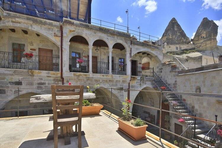 Aren Cave Hotel
