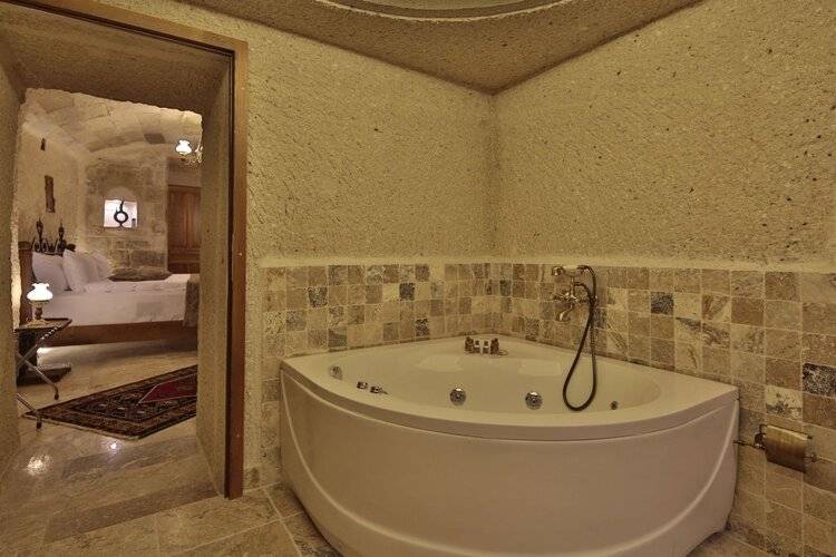 Aren Cave Hotel