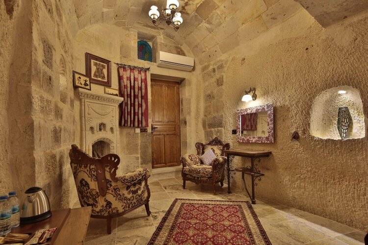 Aren Cave Hotel