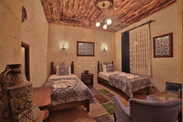 Caravanserai Inn Hotel