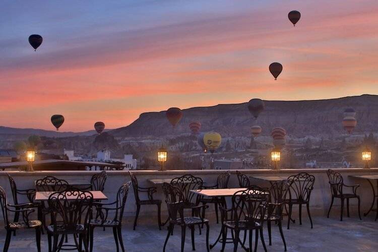 Caravanserai Inn Hotel