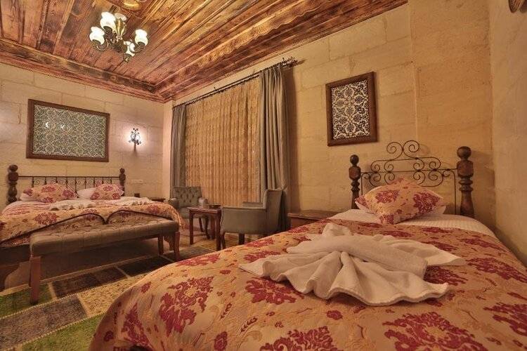 Caravanserai Inn Hotel
