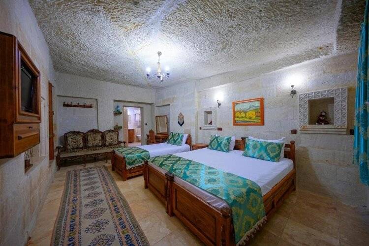 Elysée Cave House