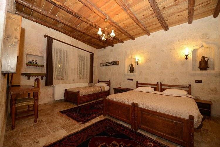 Elysée Cave House