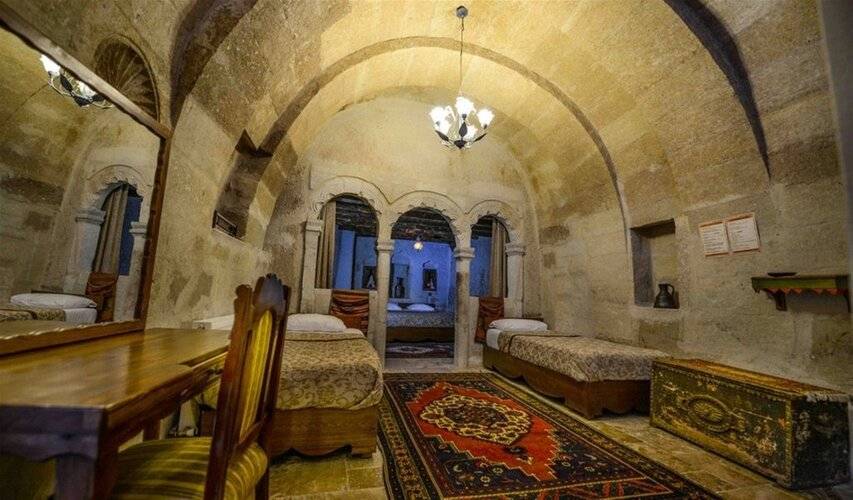 Elysée Cave House